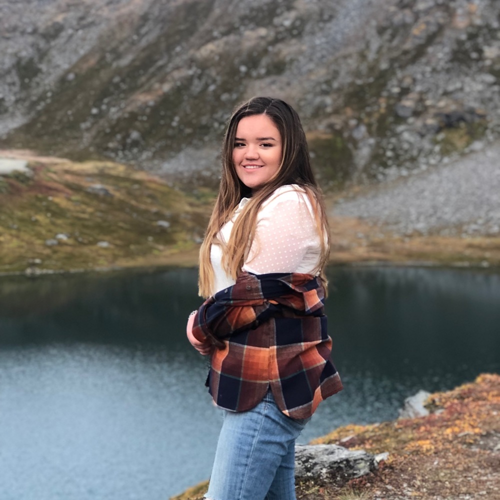 Meet your Posher, Rhiannon